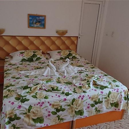 Sianie Guest House Ravda Exteriér fotografie