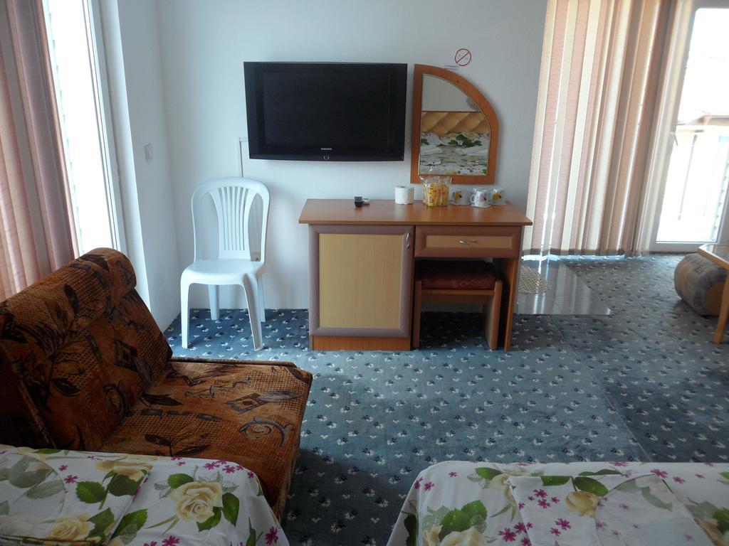 Sianie Guest House Ravda Exteriér fotografie