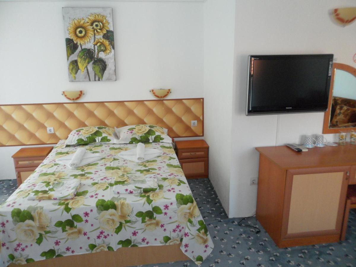 Sianie Guest House Ravda Pokoj fotografie