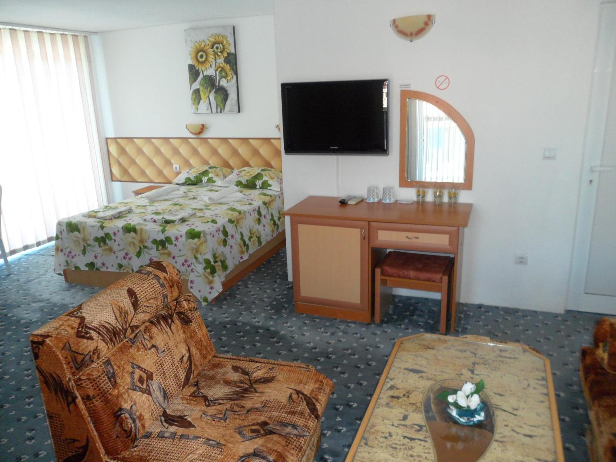 Sianie Guest House Ravda Exteriér fotografie