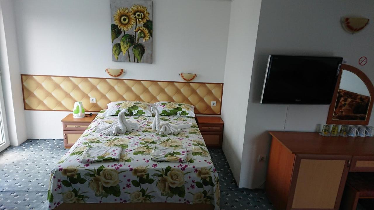 Sianie Guest House Ravda Exteriér fotografie