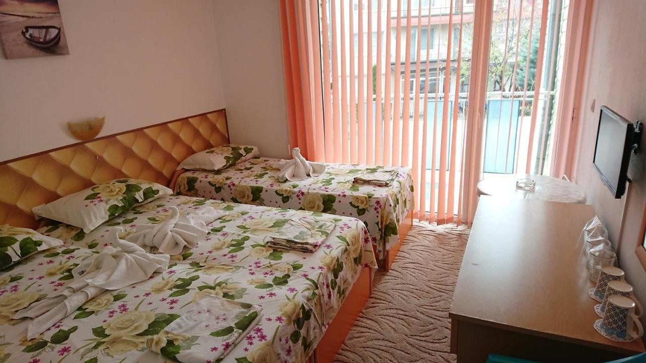 Sianie Guest House Ravda Exteriér fotografie